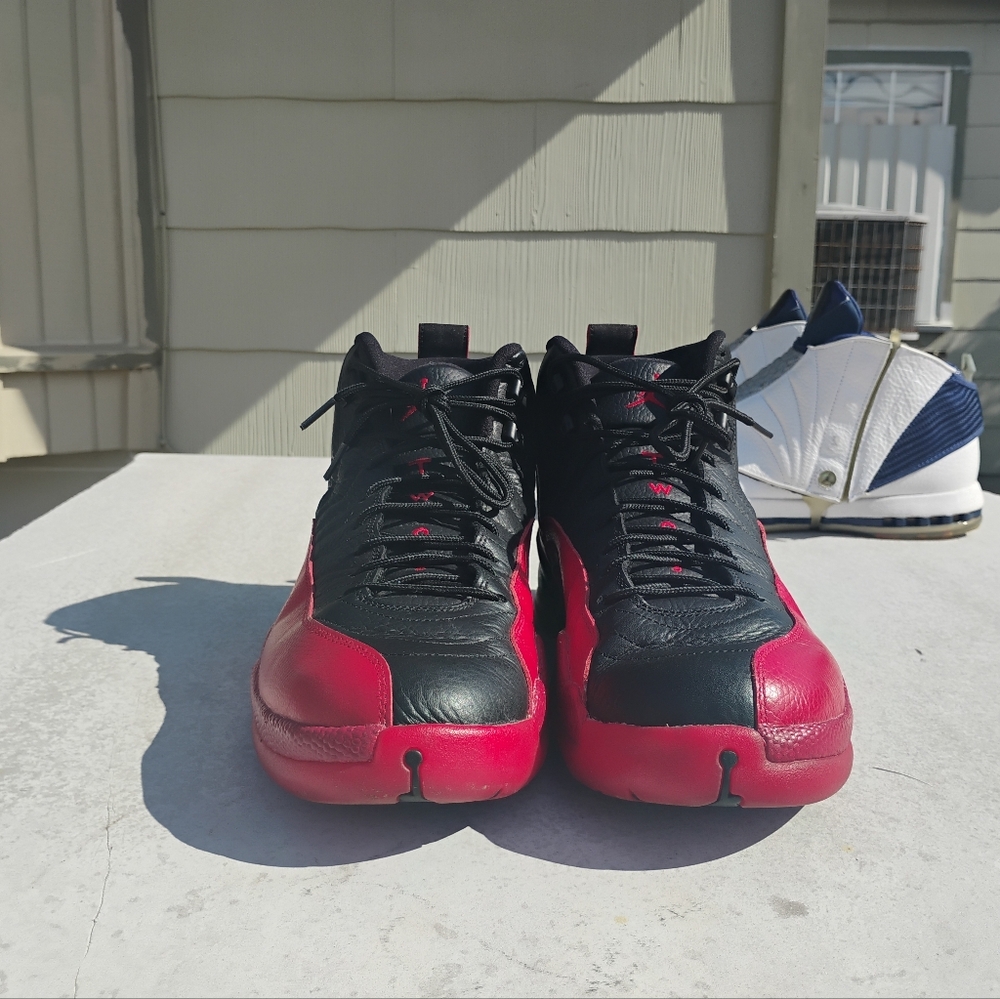 Air Jordan 12 Retro Sz13 / Authentic
